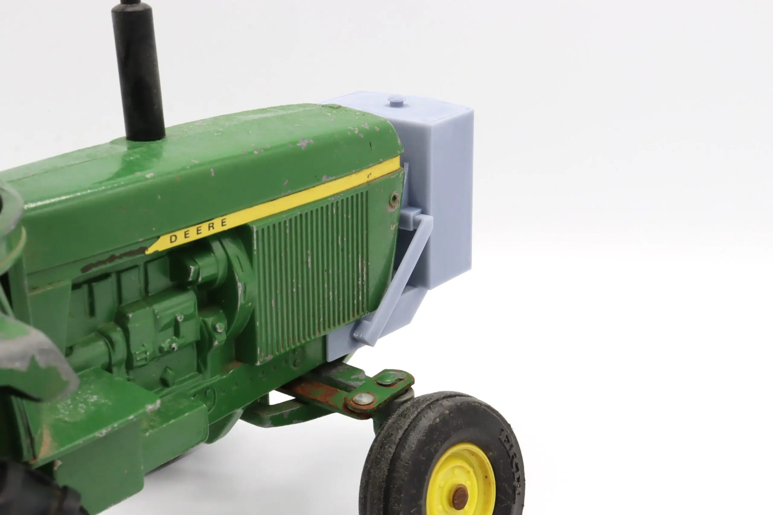 Auxiliary Fuel Tank - Front Mount Diesel Tank - Pointed Front - 40 Series JD - Image 2